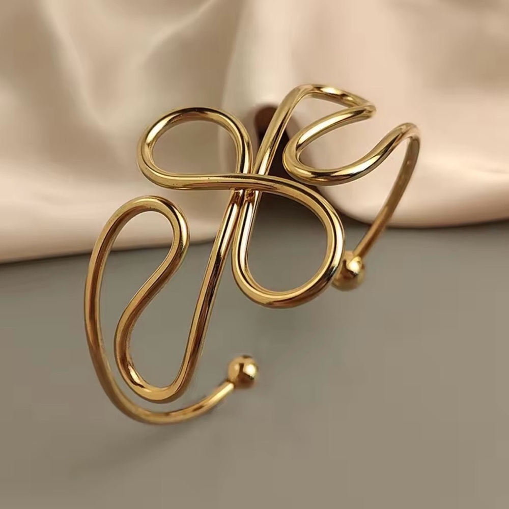 Elegant Gold Open Cuff Bracelet